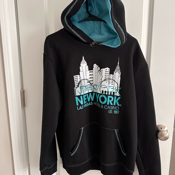 Gently Usee New York New York Vegas Sweatshirt - Picture 3 of 4